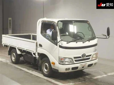 TOYOTA DYNA