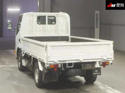 TOYOTA DYNA