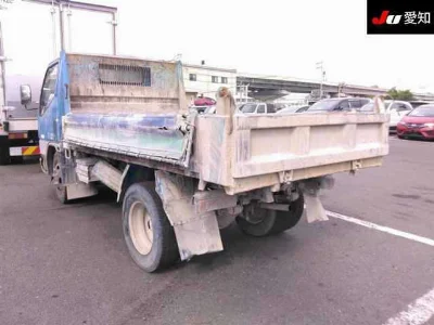 MITSUBISHI CANTER