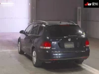 Цена авто Volkswagen Golf с аукционов Японии, номер кузова 1KCAX, пробег 57 000, оценка 2