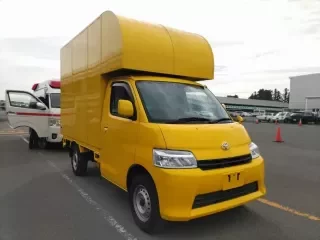 TOYOTA TOWN ACE TRUCK