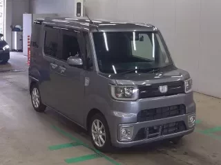 TOYOTA PIXIS MEGA