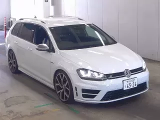 VOLKSWAGEN GOLF R