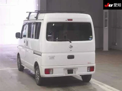 NISSAN CLIPPER VAN