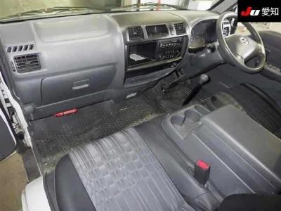 MAZDA BONGO VAN