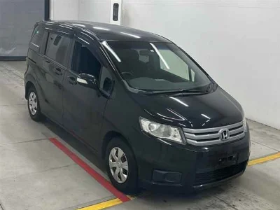 HONDA FREED SPIKE