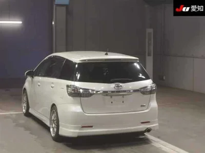 TOYOTA WISH