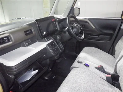 Suzuki Spacia