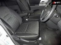 Цена авто Toyota Noah с аукционов Японии, номер кузова ZRR75W, пробег 235 000, оценка 2