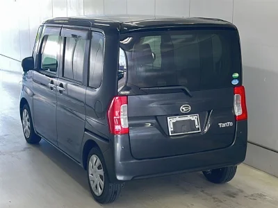 DAIHATSU TANTO 2