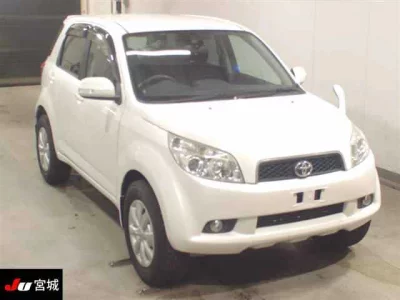 TOYOTA RUSH