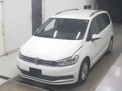 VOLKSWAGEN GOLF TOURAN