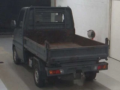 NISSAN CLIPPER TRUCK