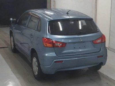 MITSUBISHI RVR