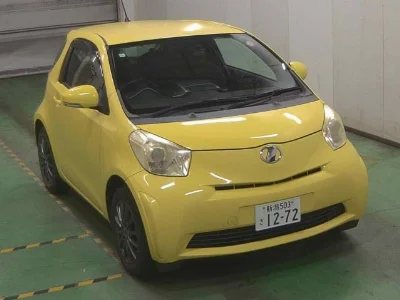 TOYOTA IQ