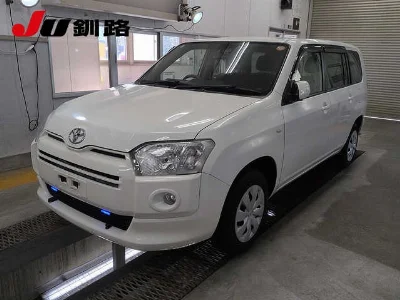 TOYOTA SUCCEED