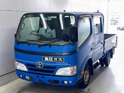 TOYOTA DYNA
