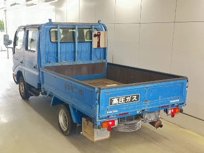 TOYOTA DYNA