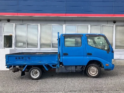 TOYOTA DYNA