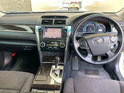 TOYOTA CAMRY