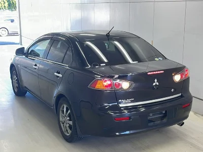 MITSUBISHI GALANT FORTIS
