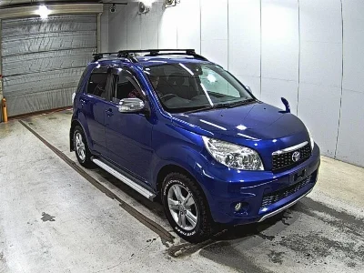 TOYOTA RUSH