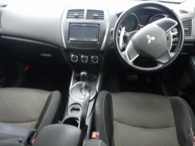 MITSUBISHI RVR