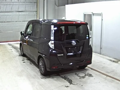 TOYOTA TANK