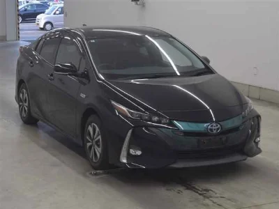 TOYOTA PRIUS PHV
