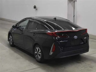 TOYOTA PRIUS PHV