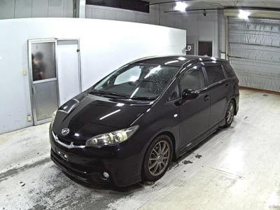TOYOTA WISH