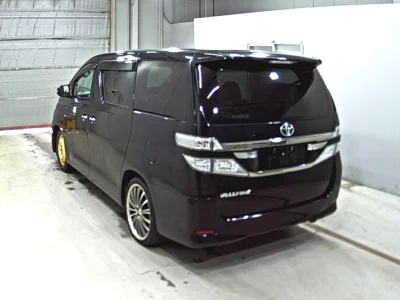 TOYOTA VELLFIRE