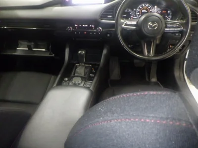 MAZDA MAZDA3 FASTBACK
