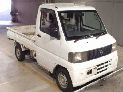 NISSAN CLIPPER TRUCK