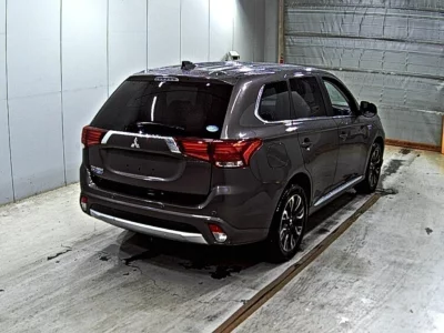 MITSUBISHI OUTLANDER PHEV