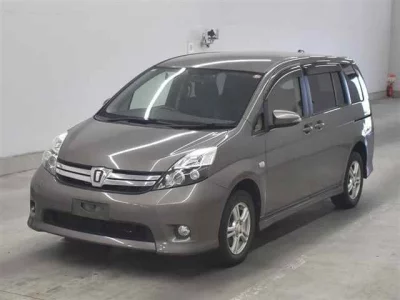 TOYOTA ISIS