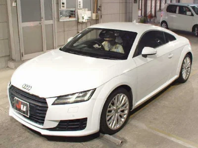 AUDI TT