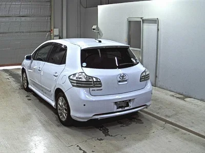 TOYOTA BLADE