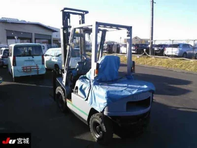 NISSAN  FORKLIFT 