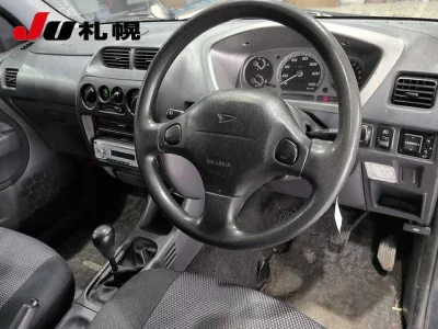 DAIHATSU TERIOS KID