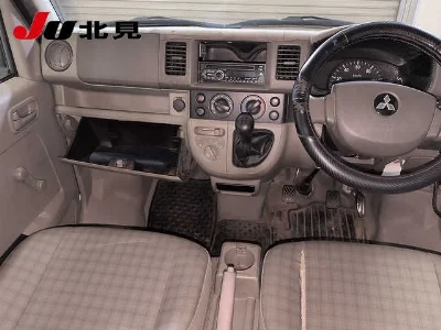 MITSUBISHI MINICAB