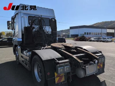 MITSUBISHI FUSO SUPER GREAT