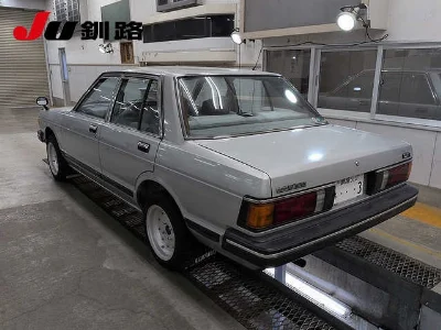 NISSAN BLUEBIRD