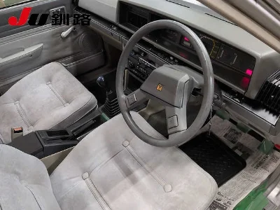 NISSAN BLUEBIRD