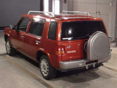 NISSAN RASHEEN