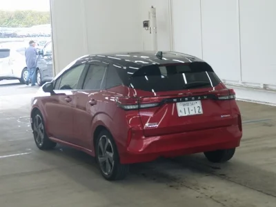 NISSAN AURA