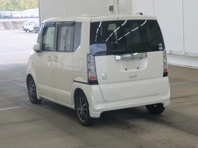 Honda N-Box  с аукциона в Японии