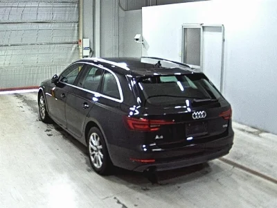 AUDI A4 AVANTE