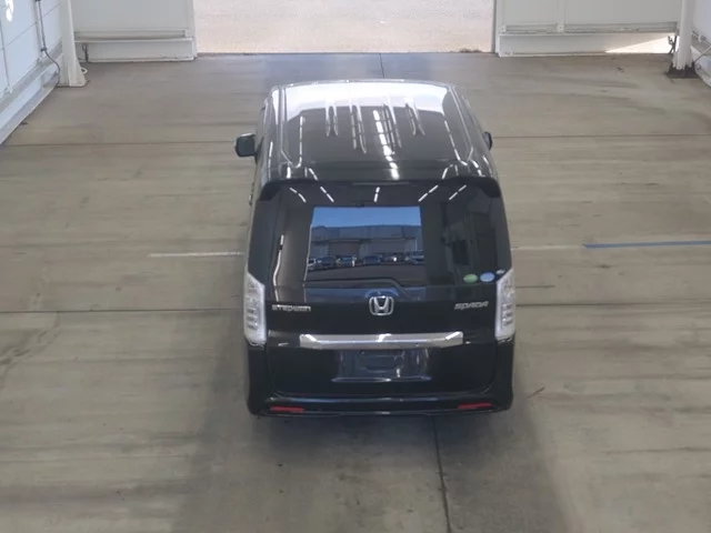 Honda Stepwgn 2013
