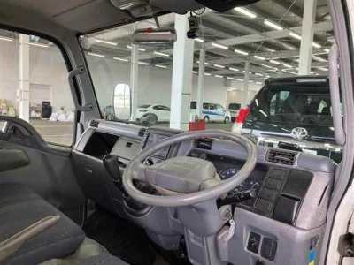 MITSUBISHI FUSO CANTER GUTS